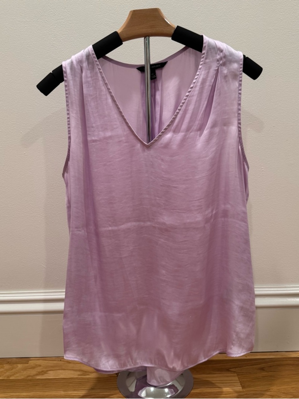 Banana Republic Purple Satin V-Neck Tank